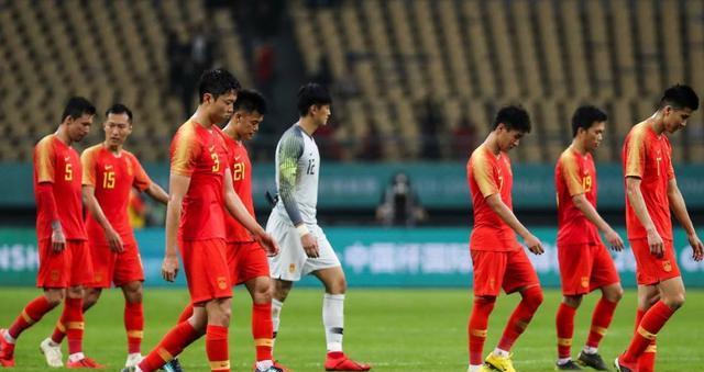 国青, 就来到了中, 已被邓伯什