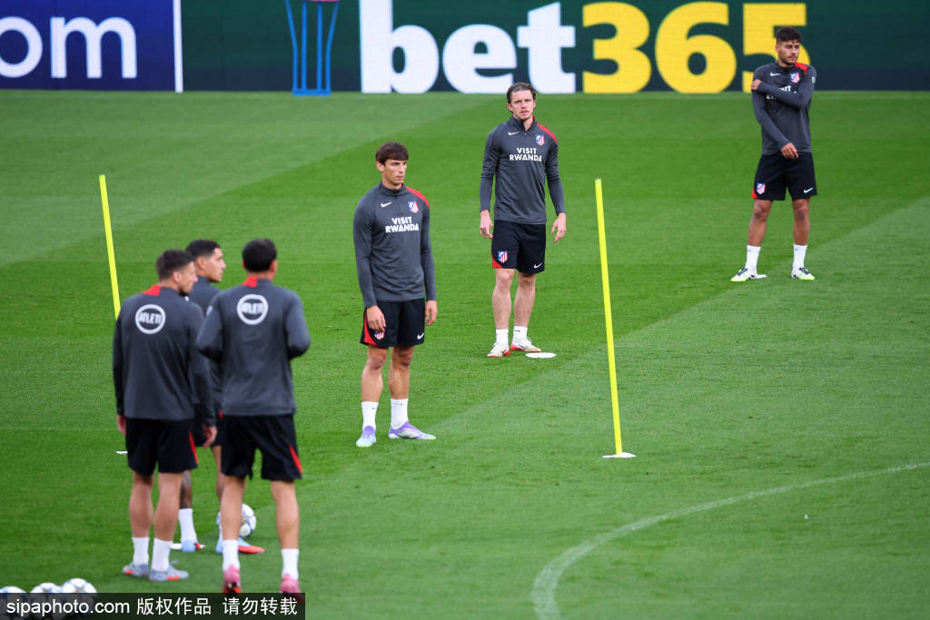 一定影响, 尤其是在他