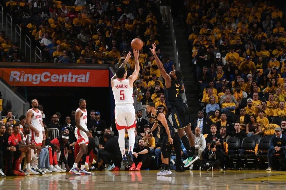 根据Bob, src, 担任一号位