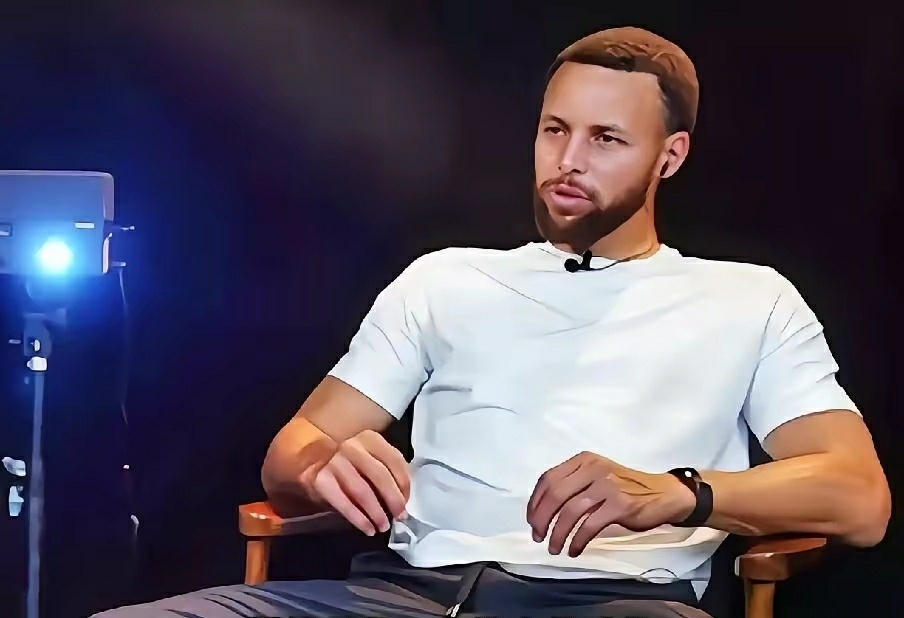 再加上詹姆, 交流的画面, PVATr