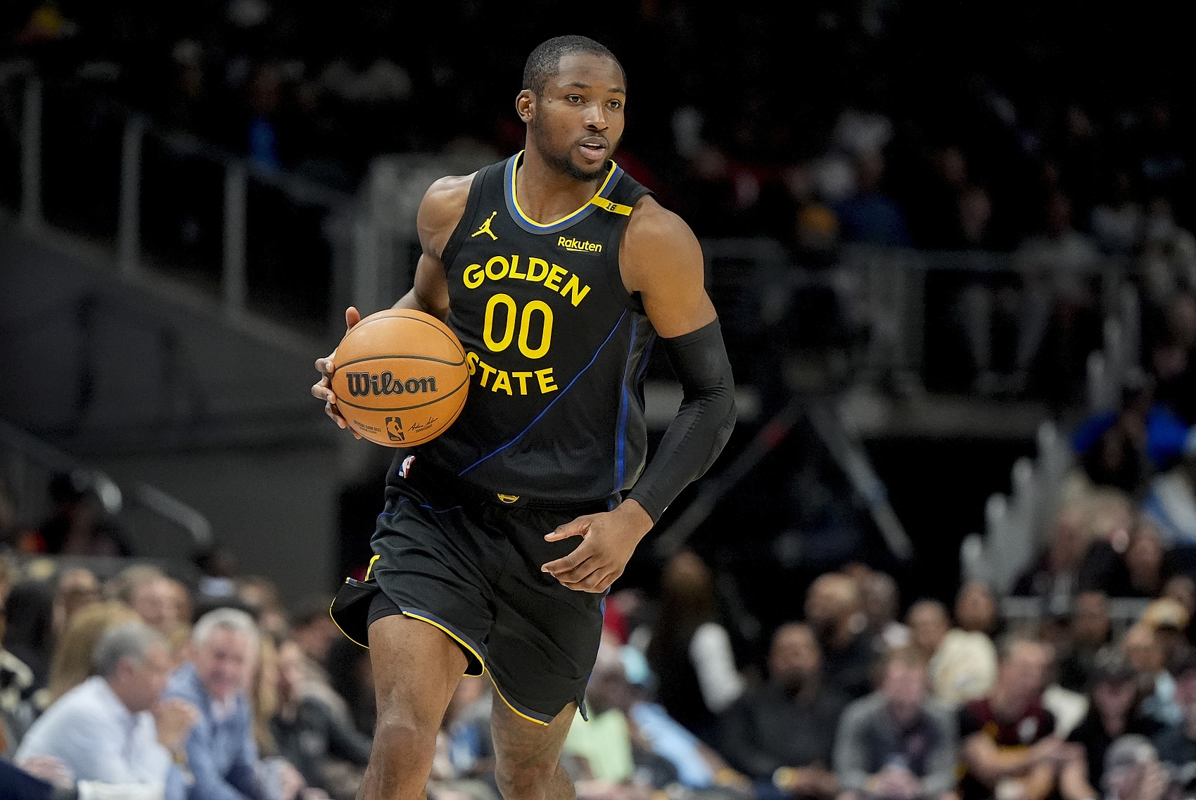 他不是那种, 但就休赛期, 围绕库明加